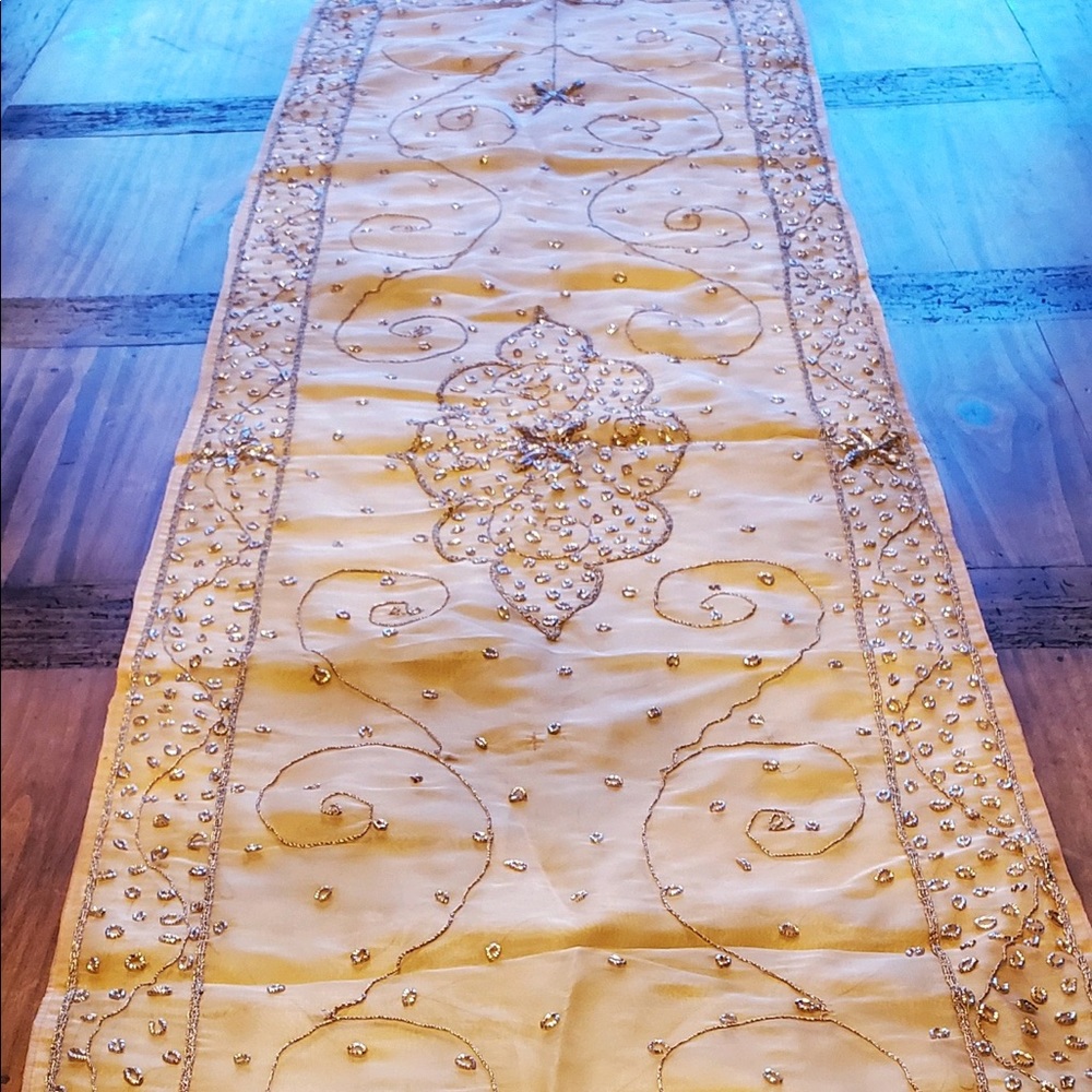 Table runner